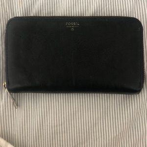 Fossil wallet in black